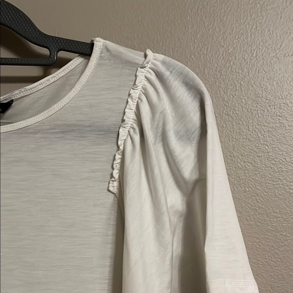 Cute, Soft White Blouse - Picture 2 of 4